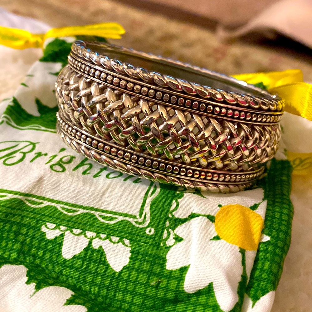 Retired Brighton (Lattice) Hinged Dot Cuff Bracelet Bangle 1.1 Wide